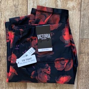 Victoria’s Secret Sport leggings (size M).